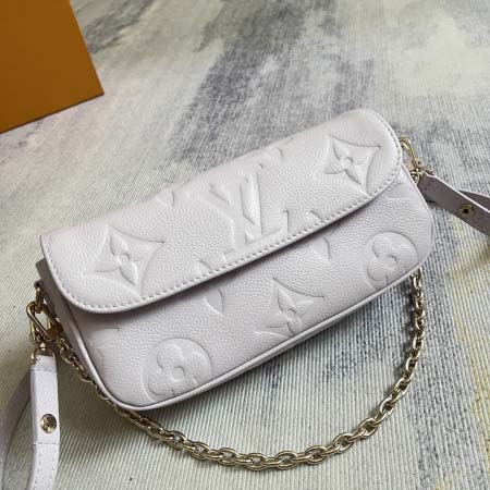 2025年12月9日入荷Louis Vuitton バッグM25714 Wallet On Chain Ivy Monogram Empreinte 2000 Sac Recoleta 12 x 4.3 x 23.5 高品質新作/誕生日プレ