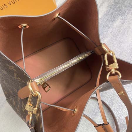 2025年12月10日入荷Louis Vuitton バッグ高品質新作/誕生日プレゼント/ZC工場