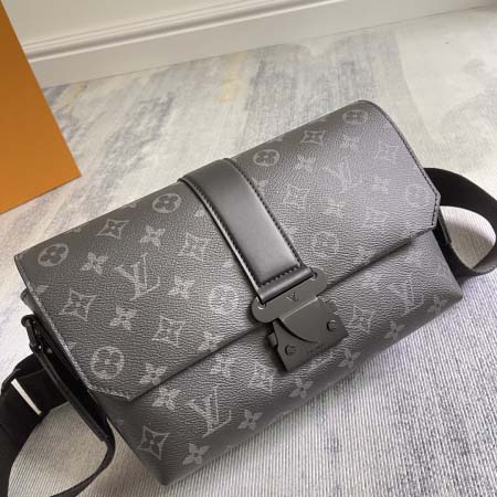 2025年12月10日入荷Louis Vuitton バッグ高品質新作/誕生日プレゼント/ZC工場