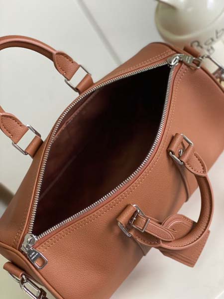 2025年12月10日入荷Louis Vuitton バッグ高品質新作/誕生日プレゼント/ZC工場