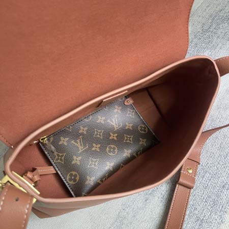2025年12月10日入荷Louis Vuitton バッグ高品質新作/誕生日プレゼント/ZC工場
