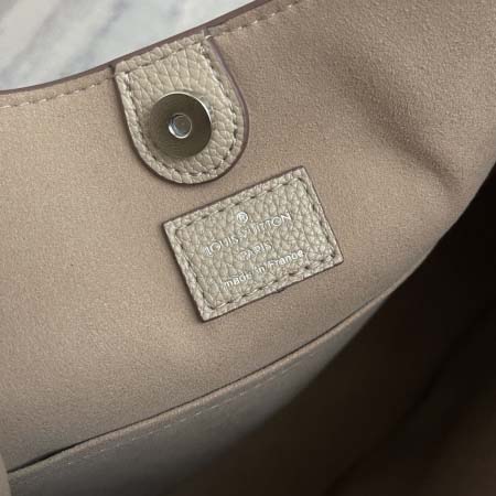 2025年12月10日入荷Louis Vuitton バッグ高品質新作/誕生日プレゼント/ZC工場