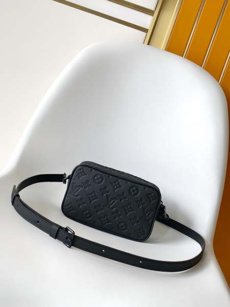 2025年12月10日入荷Louis Vuitton バッグ高品質新作/誕生日プレゼント/ZC工場