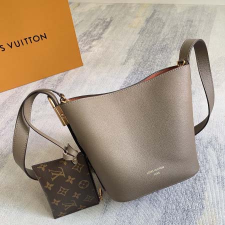 2025年12月10日入荷Louis Vuitton バッグ高品質新作/誕生日プレゼント/ZC工場