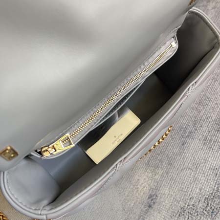 2025年12月10日入荷Louis Vuitton バッグ高品質新作/誕生日プレゼント/ZC工場