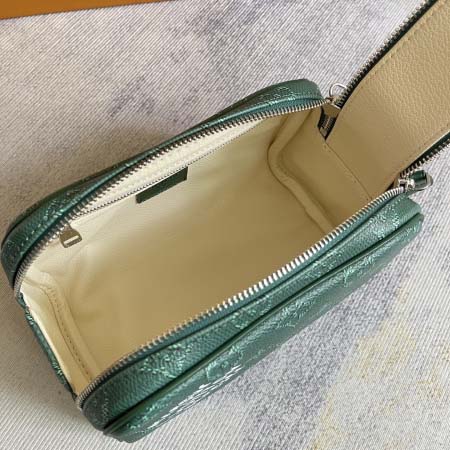 2025年12月10日入荷Louis Vuitton バッグ高品質新作/誕生日プレゼント/ZC工場