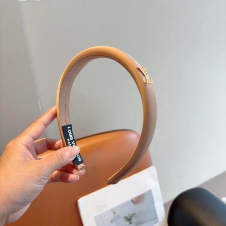 2025年12月10日入荷新品Louis Vuittonカチューシャギフト/誕生日/記念品/アクセサリーkaka工場