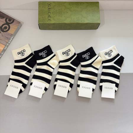 2025年12月10日入荷新品Gucci靴下ギフト/誕生日/記念品/アクセサリーkaka工場