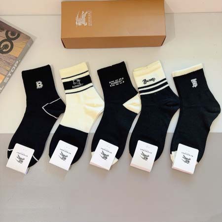 2025年12月10日入荷新品BURBERRY靴下ギフト/誕生日/記念品/アクセサリーkaka工場