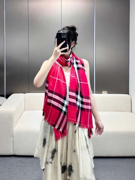 2025年12月11日入荷新品Burberryマフラーギフト/誕生日/記念品/アクセサリーkaka工場