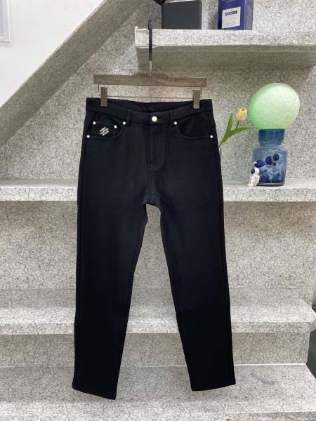 2025年12月12日入荷新作Louis Vuittonジーパン秋冬高品質/人気/限定版/Knt工場