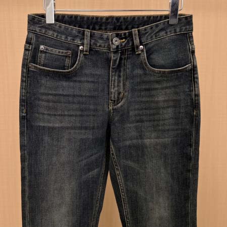 2025年12月12日入荷新作Ferragamoジーパン秋冬高品質/人気/限定版/Knt工場