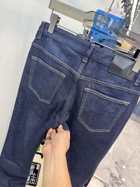 2025年12月12日入荷新作LOEWEジーパン秋冬高品質/人気/限定版/Knt工場