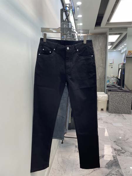 2025年12月12日入荷新作Diorジーパン秋冬高品質/人気/限定版/Knt工場