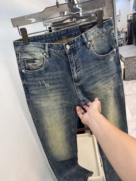 2025年12月12日入荷新作Dolce&Gabbanaジーパン秋冬高品質/人気/限定版/Knt工場