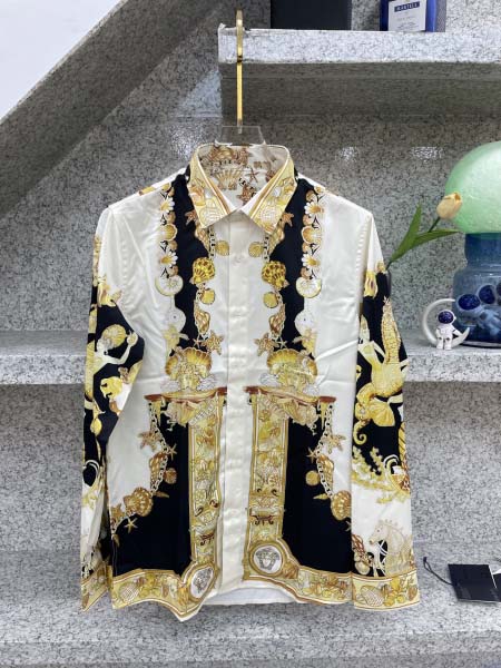 2025年12月12日入荷新作Versaceシャツ秋冬高品質/人気/限定版/Knt工場