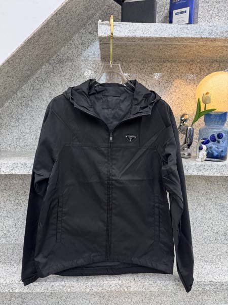 2025年12月14日入荷新作Pradaジャケット秋冬高品質/人気/限定版/Knt工場