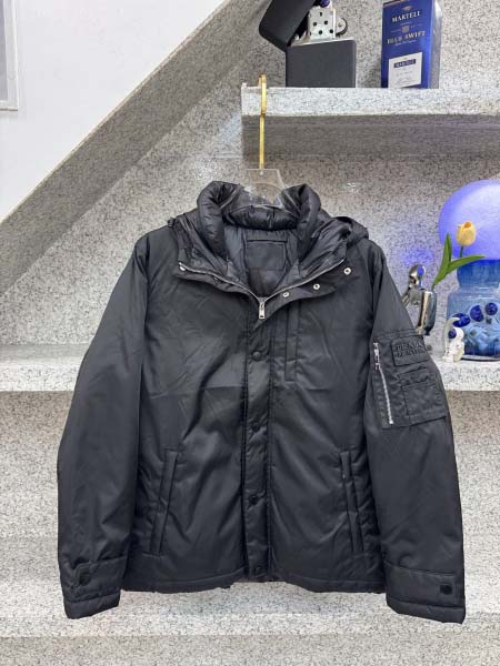 2025年12月14日入荷新作Pradaダウンジャケット秋冬高品質/人気/限定版/Knt工場