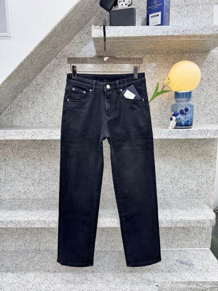 2025年12月14日入荷新作Pradaジーパン秋冬高品質/人気/限定版/Knt工場