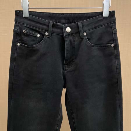 2025年12月14日入荷新作Pradaジーパン秋冬高品質/人気/限定版/Knt工場