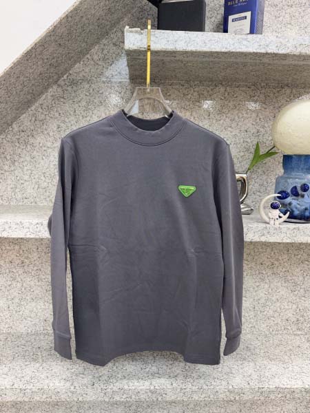 2025年12月15日入荷新作Prada長袖 tシャツ秋冬高品質/人気/限定版/Knt工場