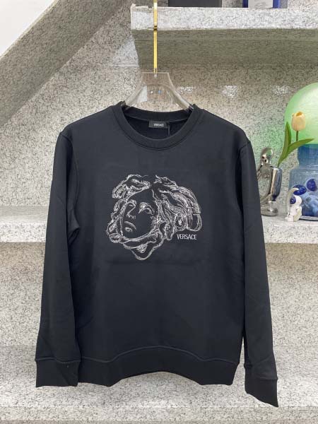 2025年12月15日入荷新作Versaceパーカー秋冬高品質/人気/限定版/Knt工場