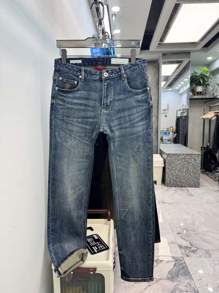 2025年12月15日入荷新作Brunello Cucinelliジーパン秋冬高品質/人気/限定版/Knt工場