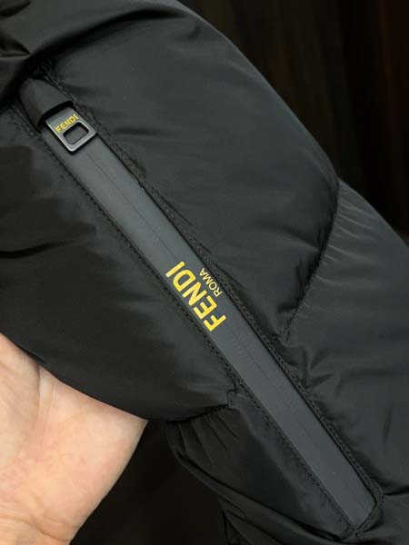 2025年12月16日入荷新作Fendiダウンジャケット秋冬高品質/人気/ASB工場