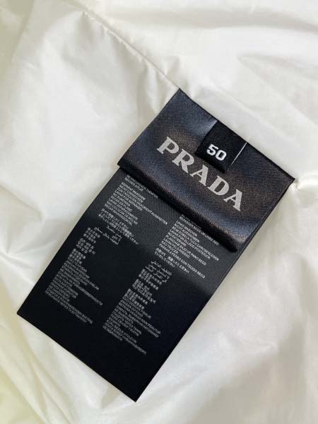 2025年12月16日入荷新作Pradaジャケット秋冬高品質/人気/ASB工場