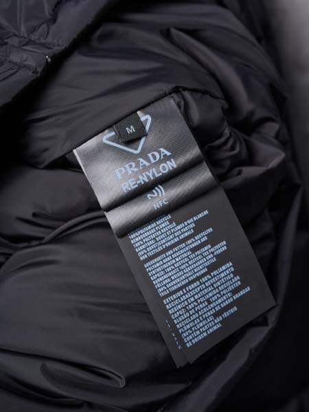 2025年11月17日秋冬新作Pradaダウンジャケット高品質人気商品/XQY工場