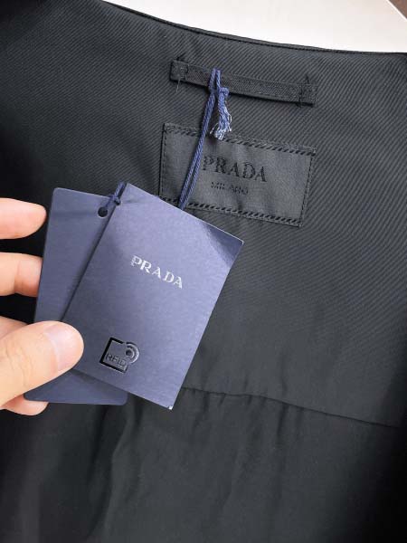 2025年11月17日秋冬新作Pradaジャケット高品質人気商品/XQY工場