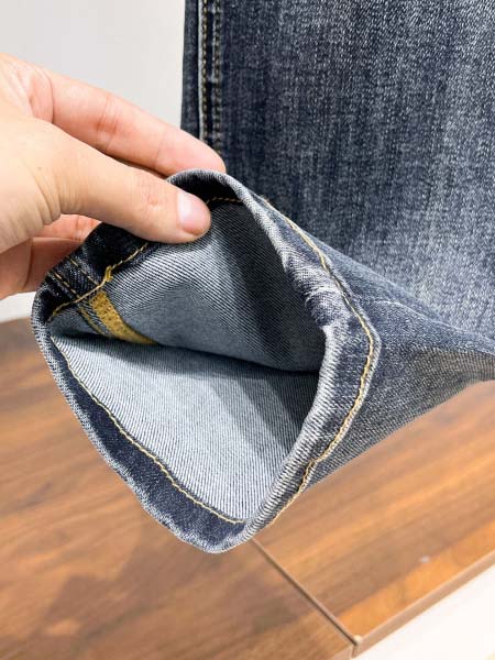 2025年11月18日秋冬新作Tom Fordジーパン高品質人気商品/XQY工場