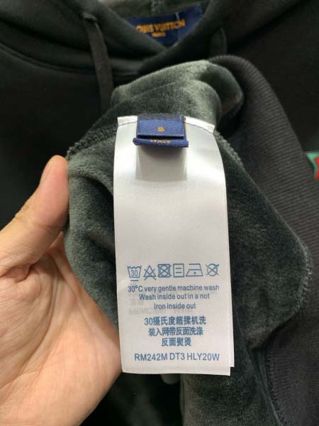 2025年11月18日秋冬新作Louis Vuittonスウェット高品質人気商品/XQY工場