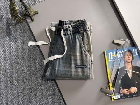 2025年11月18日秋冬新作Balenciagaジーパン高品質人気商品/XQY工場