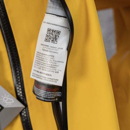 2025年11月19日秋冬新作ARCTERYXジャケット人気商品/XQY工場