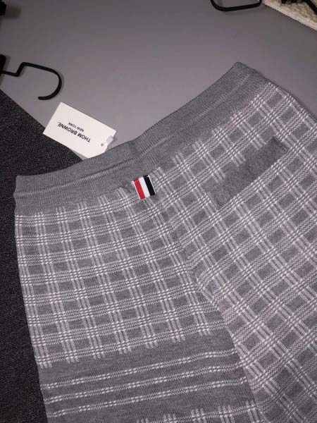 2025年12月22日秋冬新作Thom Browne半ズボン高品質人気商品/XQY工場