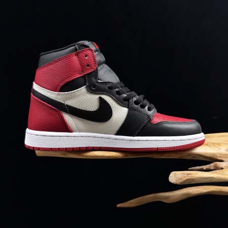 2025年12月25日入荷新品Jordan Air Jordan 1人気 スニーカー男女兼用/誕生日プレゼント/XH工場