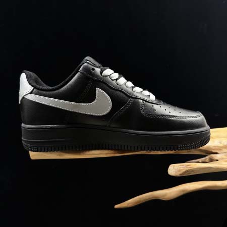 2025年12月25日入荷新品Nike Air Force 1 人気 スニーカー男女兼用/誕生日プレゼント/XH工場