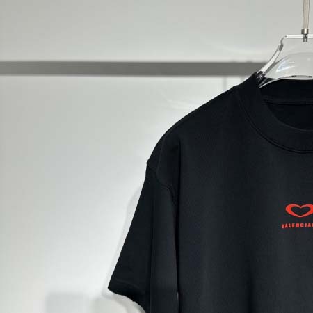 2025年12月29日秋冬新作BALENCIAGA半袖 tシャツ高品質人気商品/誕生日プレゼント/FF工場