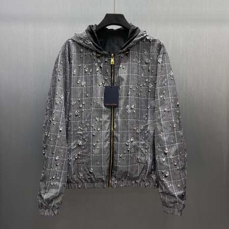 2025年12月1日秋冬新作Louis Vuittonジャケ...