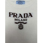 2025年12月1日秋冬新作Pradaニットの上着高品質人気商品/LDF工場
