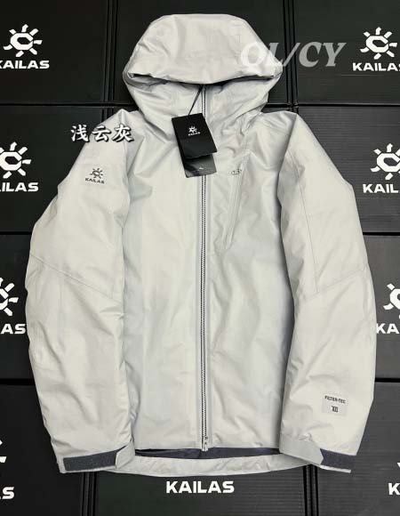 2025年12月1日秋冬新作ARCTERYXダウンジャケット...