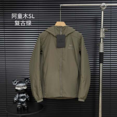 2025年12月1日秋冬新作Arcteryxダウンジャケット...