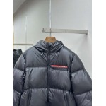 2025年12月1日秋冬新作PRADAダウンジャケット高品質人気商品/LDF工場