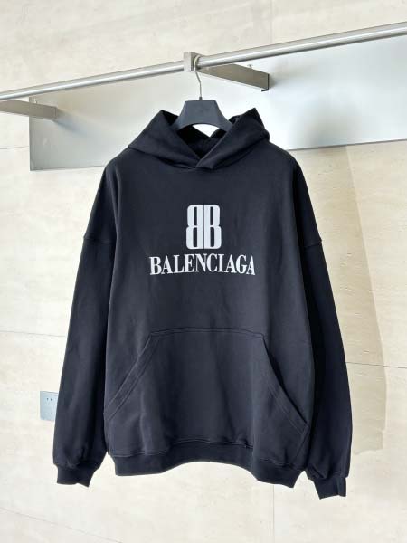 2025年12月4日秋冬新作BALENCIAGAスウェット高...
