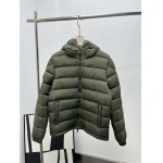 2025年12月4日秋冬新作Monclerダウンジャケット高品質人気商品/LDF工場