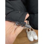 2025年12月4日秋冬新作Miu Miuダウンジャケット高品質人気商品/LDF工場