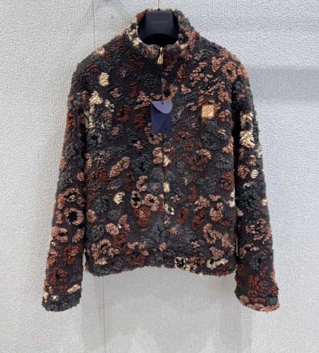 2025年12月4日秋冬新作Louis Vuittonジャケ...