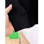 2025年12月5日入荷新作Miumiuセーター ★高級品/誕生日プレゼント/OM工場