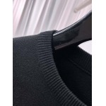 2025年12月5日入荷新作Loeweセーター ★高級品/誕生日プレゼント/OM工場